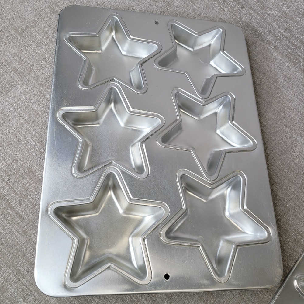 Wilton Mini Star Cake Pans Set 2 1995 Vintage Baking Treats July 4th Patriotic - Picture 8 of 10